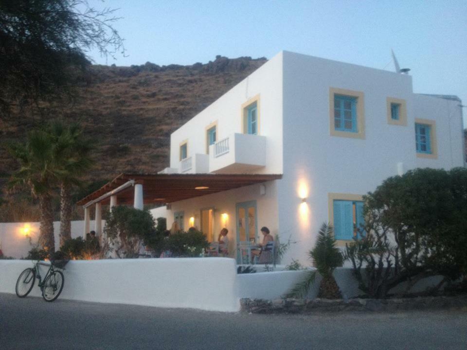 Oklaca Patmos Beach Rooms Скала Екстериор снимка