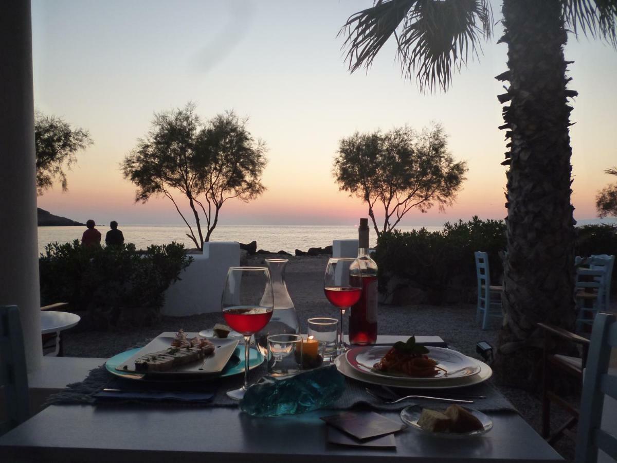 Oklaca Patmos Beach Rooms Скала Екстериор снимка